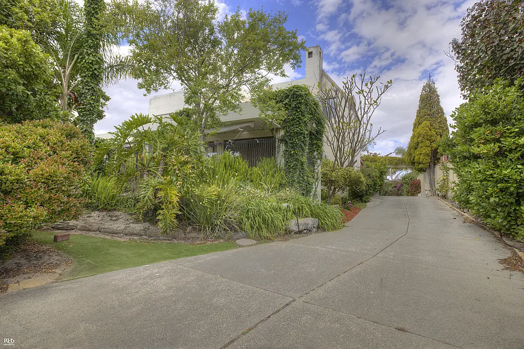 101 Riverton Drive West Rossmoyne Wa 6148 - Image 1