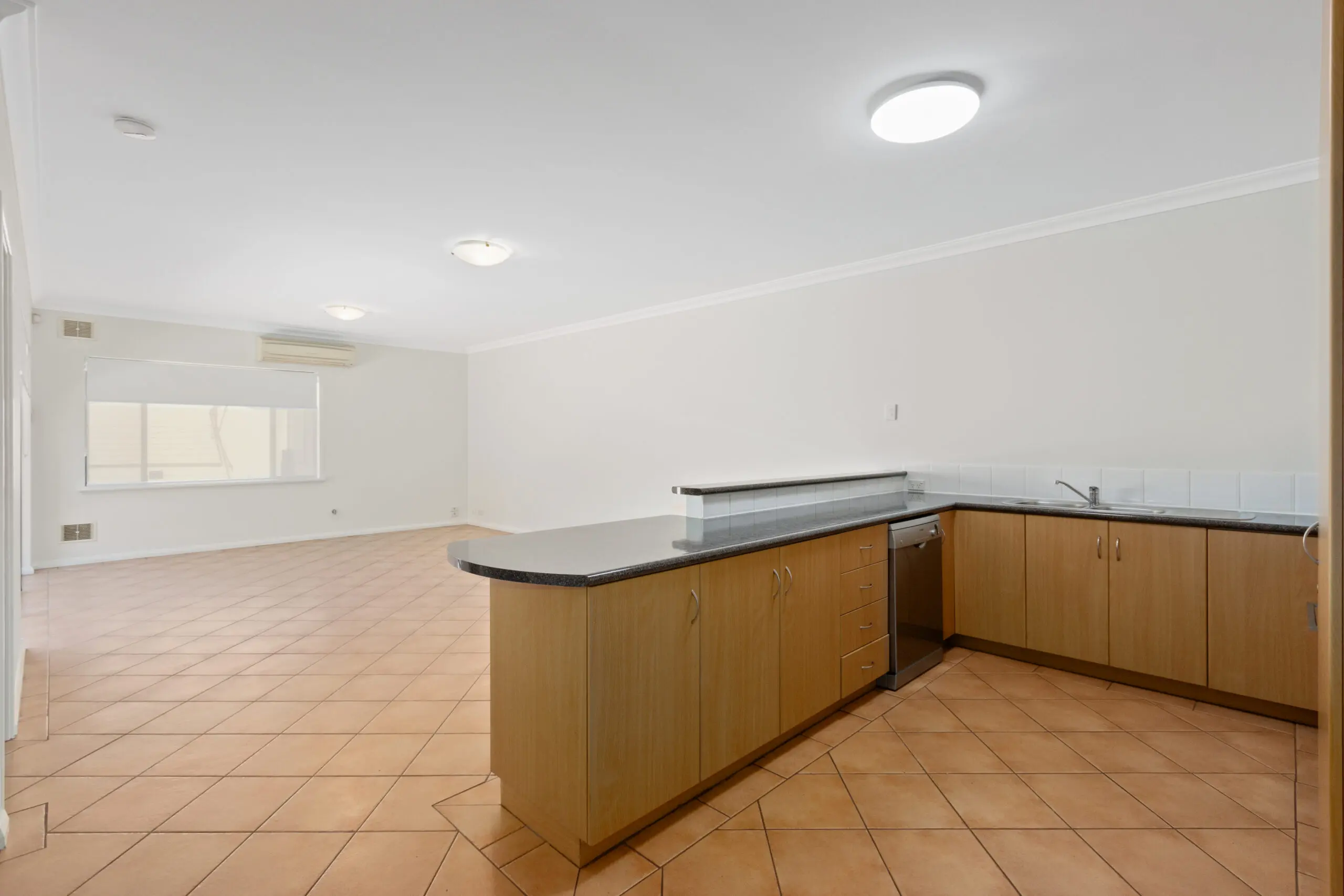 10b Bruce Street North Fremantle Wa 6159 - Image 7
