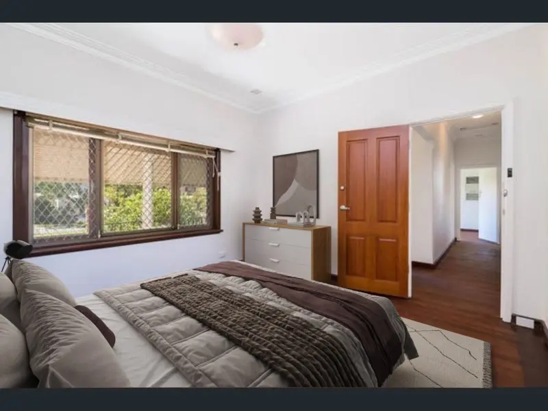 11 Scenic Crescent South Perth Wa 6151 - Image 4