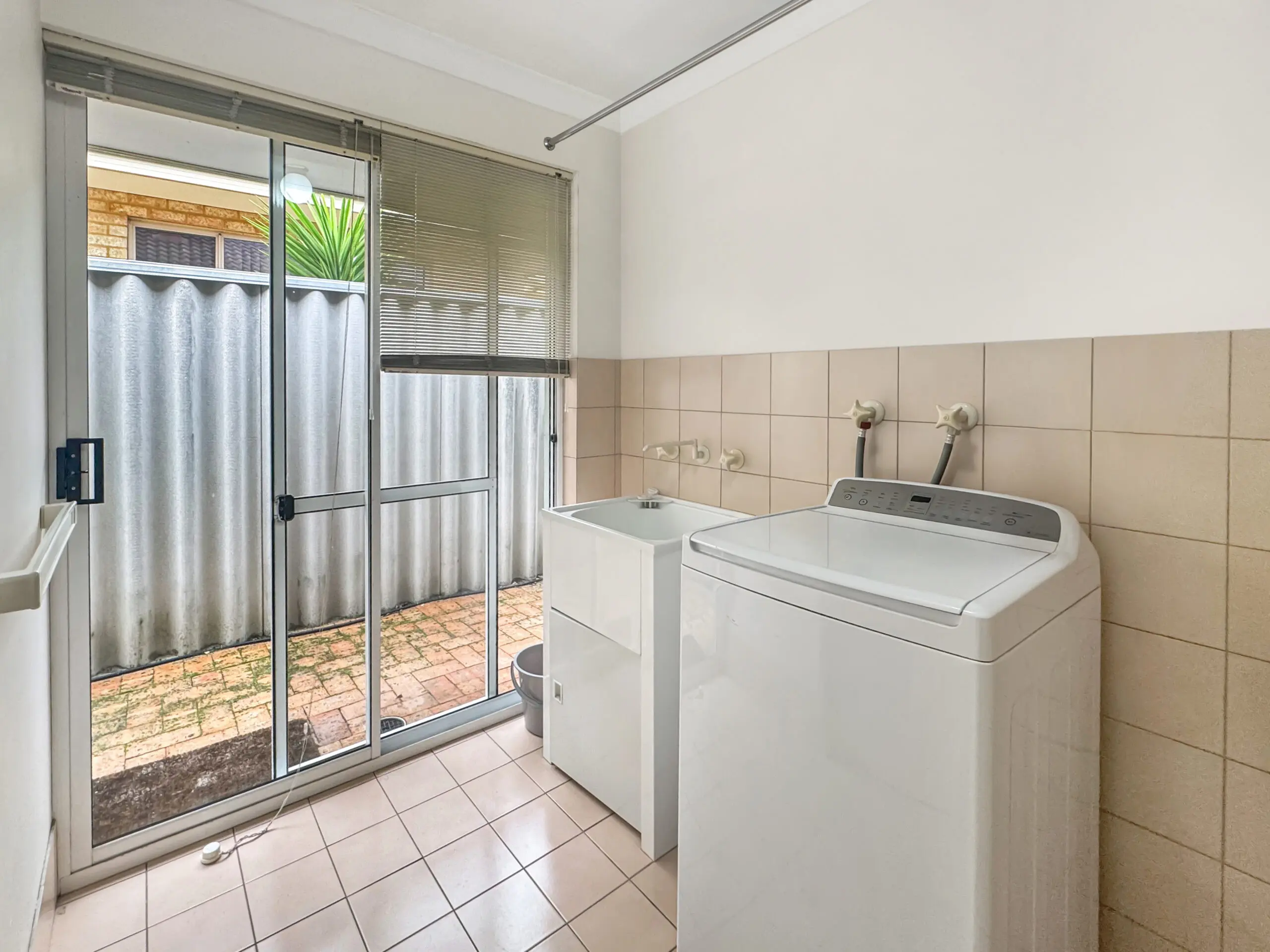 27 Douglas Avenue South Perth Wa 6151 - Image 14