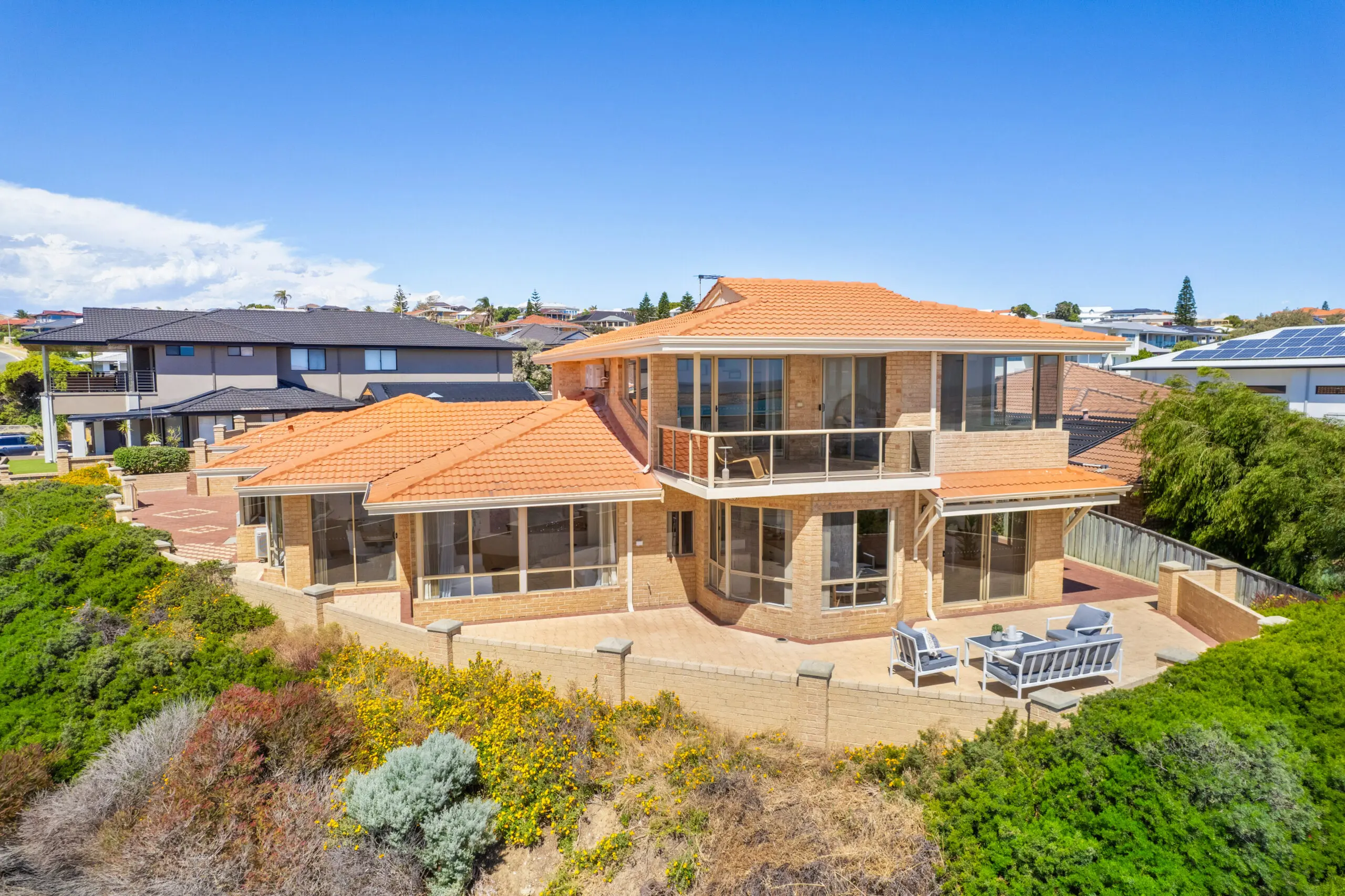 73 Southern Cross Circle Ocean Reef Wa 6027 - Image 1